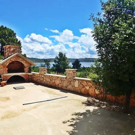 In Starigrad-paklenica 38616