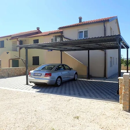 Apartman In Starigrad-paklenica 38616 Starigrad Paklenica