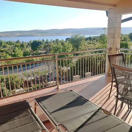 In Starigrad-paklenica 38616 Apartman Starigrad-Paklenica